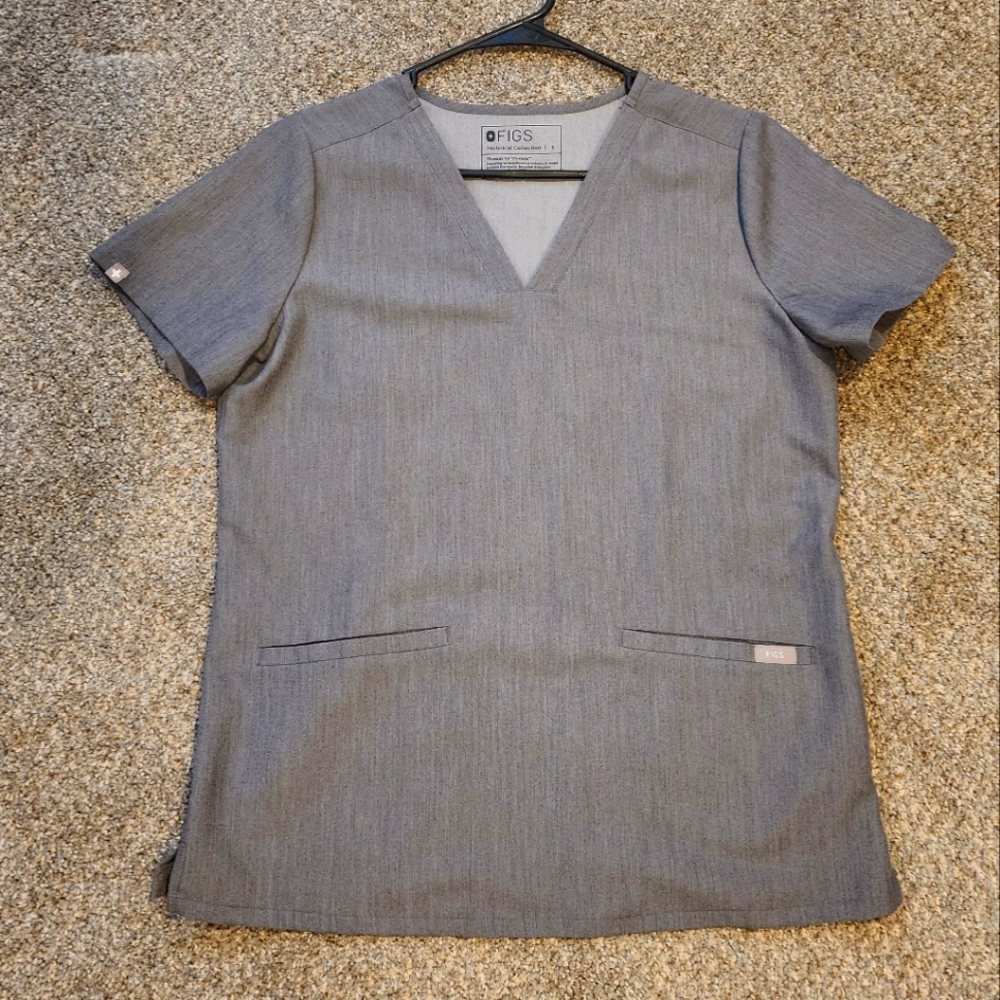 Figs Casma scrub top